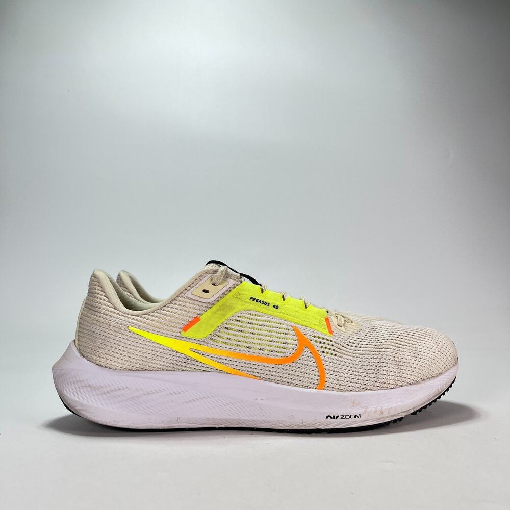 Nike Air Zoom Pegasus 40 White Volt Running Shoes DV3853-101 Men's Size 11.5